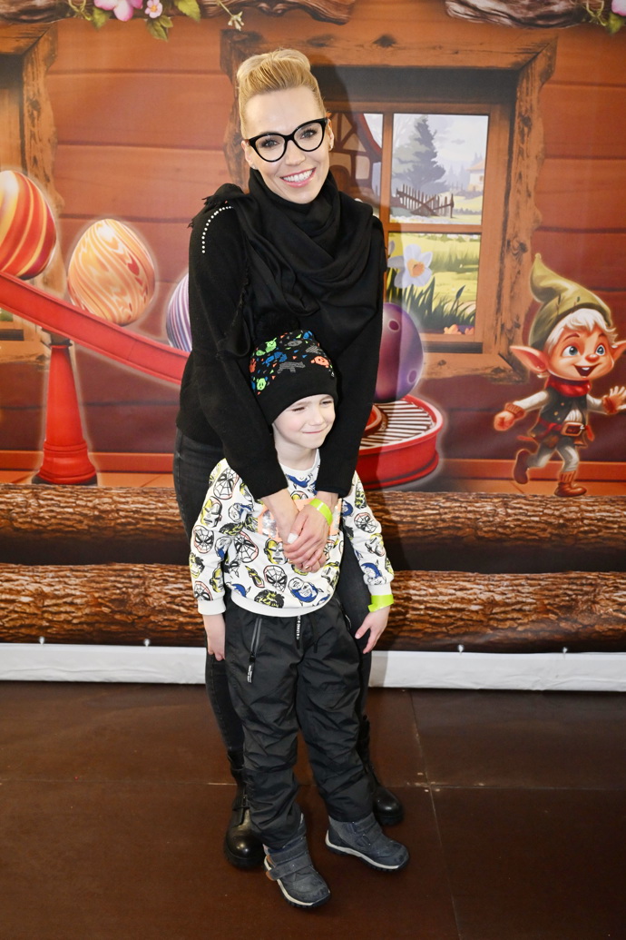 FOTO: Hana Mašlíková zažívá smutné období. – stránka 77