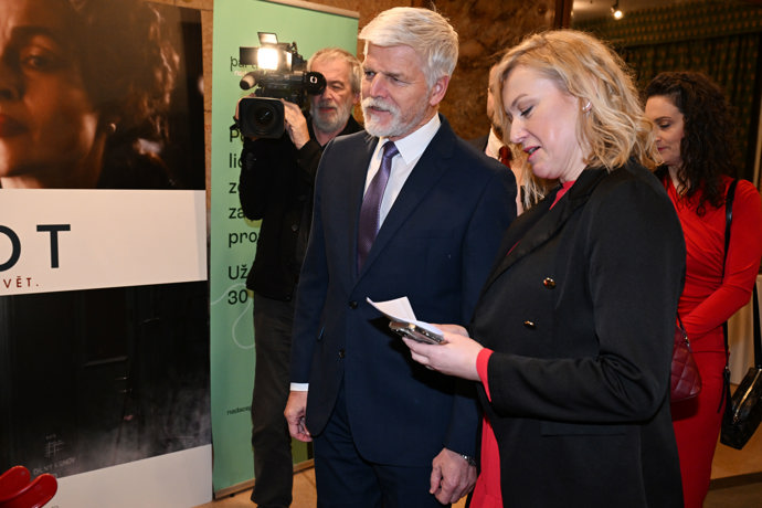 FOTO: Petr Pavel měl dobrou náladu. – stránka 1651