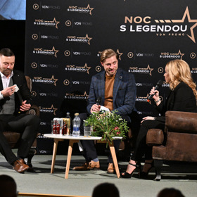 Kateřina Kristelová promluvila na Noci s legendou. 