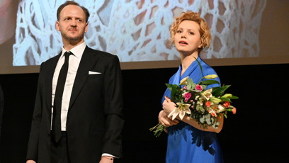 FOTO: Lucie Žáčková a Jan Hájek jako Jaroslav a Dana Stodolovi.
