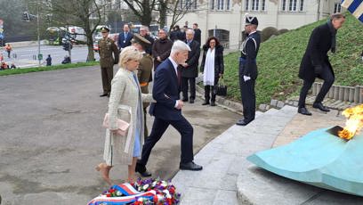 FOTO: Prezidentský pár Petr Pavel a Eva Pavlová byli elegantní.