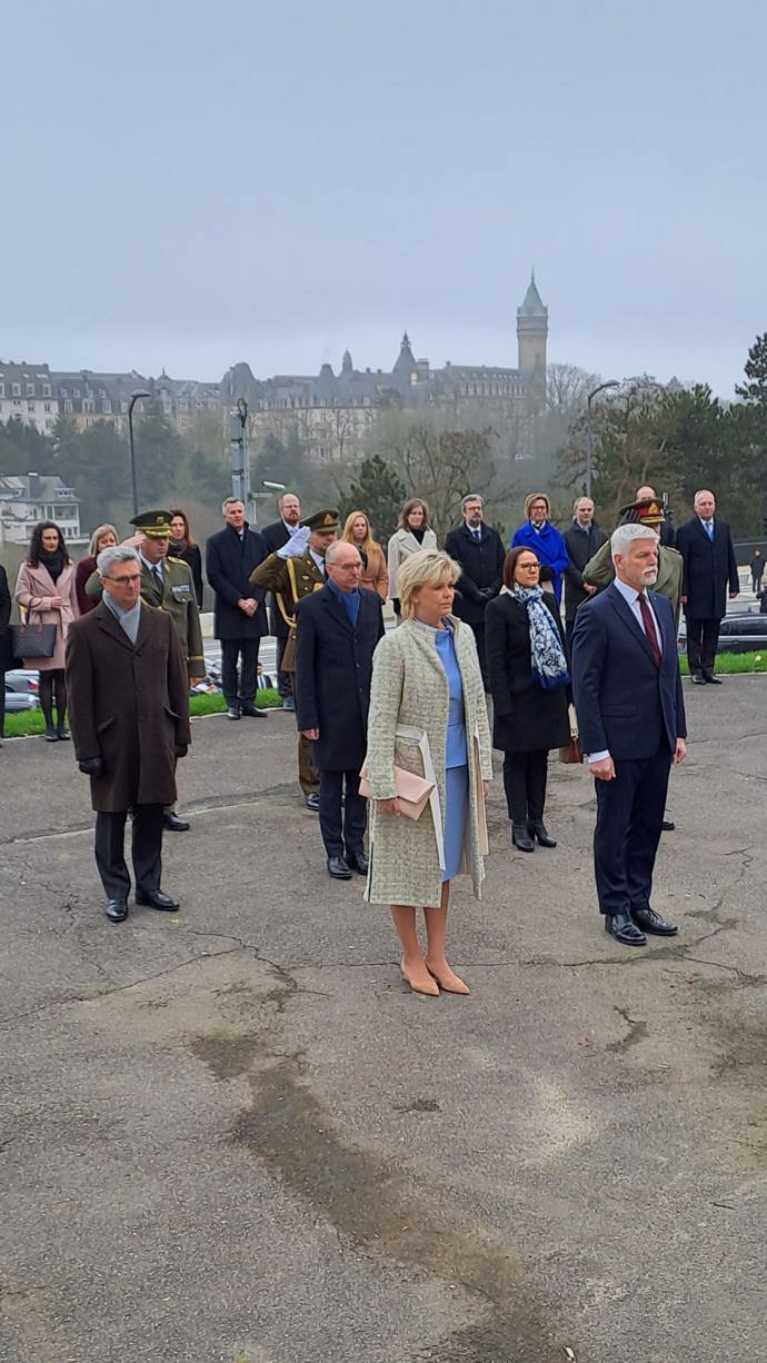 FOTO: Eva Pavlová byla vcelku nalehko. – stránka 2197