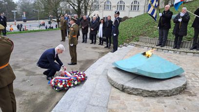FOTO: Prezident Petr Pavel odjel na pracovní cestu i se svou ženou.