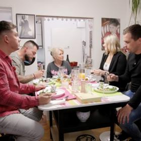 K Věřině chování se ostatní soutěžící vyjádřili drsně. 