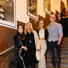 Denisa Grossová vyvedla na premiéru filmu Superžena svého přítele, muzikálového zpěváka Filipa Hořejše.