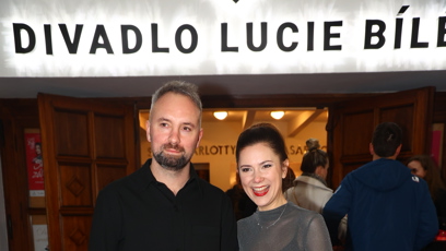FOTO: Ivana Korolová vzala svého přítele na premiéru hry Jen pravdu, drahý do divadla Lucie Bílé.