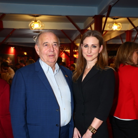 Ivan Vyskočil s o 42 let mladší přítelkyní Romanou.