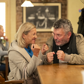 Pořádně ji tím vytočil. Eva si totiž myslí, že ji považuje za starou bábu...