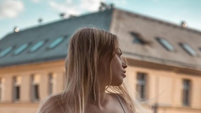 FOTO: Xholakys je naše přední tvůrkyně na Only Fans.