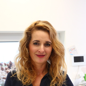 Houslistka Markéta Muzikálová v Prostřenu.