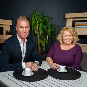 Model a také majitel kliniky plastické chirurgie Robert Paulat přijal pozvání do talkshow Na kafeečko.