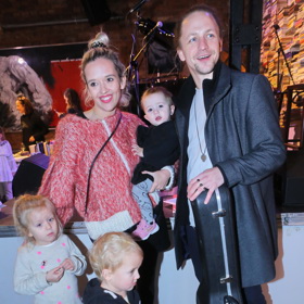 S manželkou Tamarou má Klus celkem tři děti. 