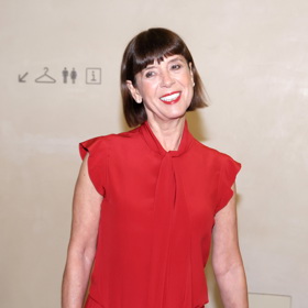 Andrea Bartošková doplnila svůj outfit také rudou rtěnkou.