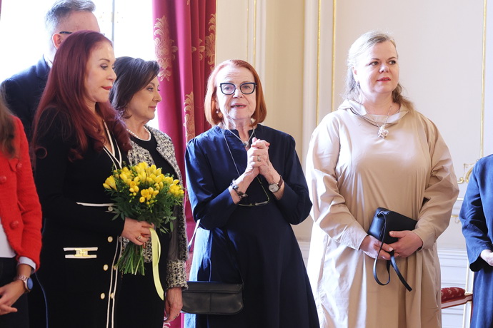 FOTO: Přijetí VIP žen na Hradě prezidentem Petrem Pavlem. – stránka 151