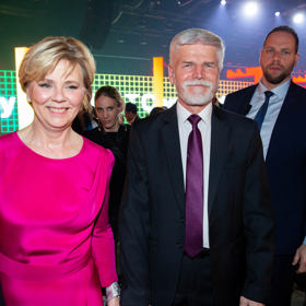 Eva Pavlová a Petr Pavel působí jako dokonale harmonický pár.