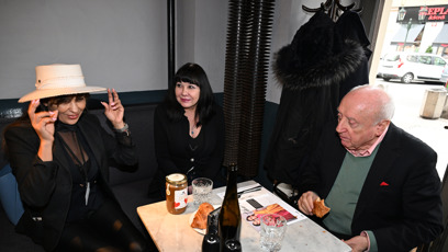 FOTO: Dagmar Patrasová, Anife Vyskočilová a Felix Slováček.