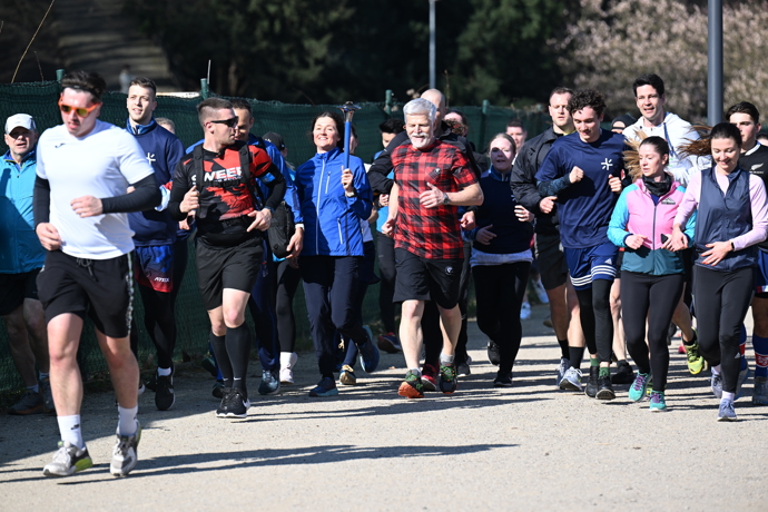 FOTO: Petr Pavel pravidelně trénuje. – stránka 11