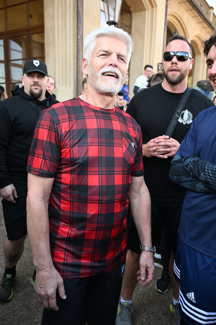 FOTO: Prezident byl ve skvělé náladě. – stránka 1