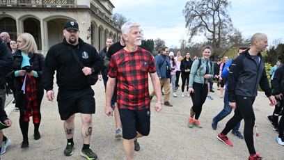 FOTO: Prezident Petr Pavel  mezi lidmi.