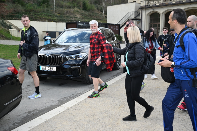 FOTO: Prezident Petr Pavel se na veřejnosti objevuje pravidelně. – stránka 42