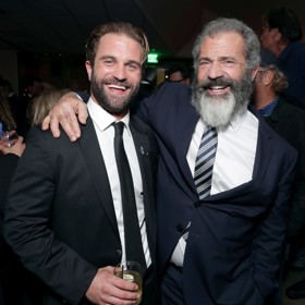 Ač je Mel Gibson otcem celkem devíti dětí, ve společnosti se ukazuje jen jeho syn Milo (33) z manželství s Robyn.