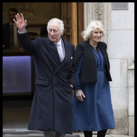 Rakovina se nevyhýbá ani dalším členům britské královské rodiny. Blíže nespecifikovanou formou trpí král Karel III.