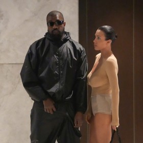 Kanye West a Bianca Censori byli v ulicích Los Angeles.