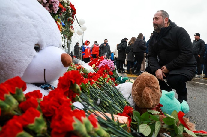 FOTO: Obětí teroristického útoku v Moskvě je podle ruských zdrojů až 150 – stránka 6