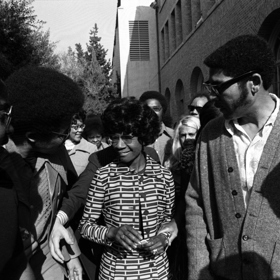 "Musíme odmítnout nejen stereotypy, které o nás mají ostatní, ale i ty, jenž máme sami o sobě."