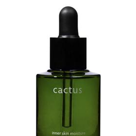 Hlavní složkou WHAMISA séra je opuncie (99,47%), která patří mezi 5 nejúčinnějších superpotravin na světě. (Hydratační liftingové sérum, Whamisa, 1 890 Kč)