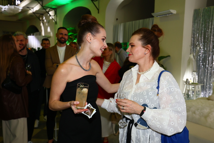 FOTO: Marta Jandová se na akci zdržela. – stránka 25