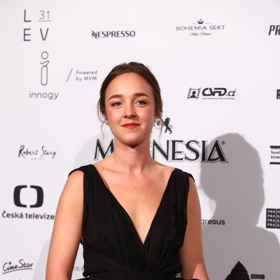 Herečka Denisa Barešová na letošním předávání cen Český lev.