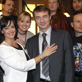 Bára si řekla své ano s Ondřejem a odstěhovali se do domu na kraji Prahy...