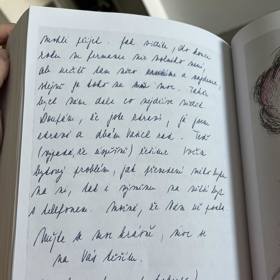 Iveta Bartošová byla slušně vychovanou dcerou, která nikdy nezapomínala na rady své maminky Svatavy. A vždy se z Prahy ozvala.