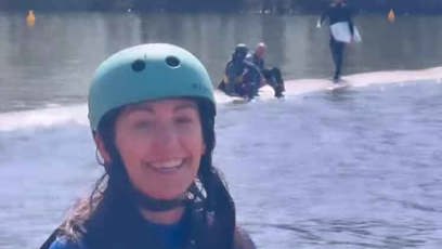 FOTO: Agáta Hanychová si zkusila wakeboarding.