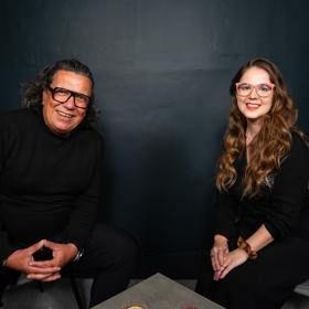 Herec, komik a především tanečník a porotce StarDance Richard Genzer navštívil talkshow LifeeTalk.