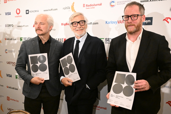 FOTO: Dobrá nálada Bartošku neopouští. – stránka 591