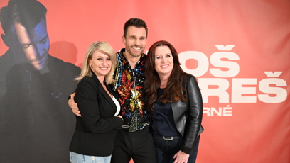 FOTO: Dámy stály frontu na fotku s Leošem Marešem.