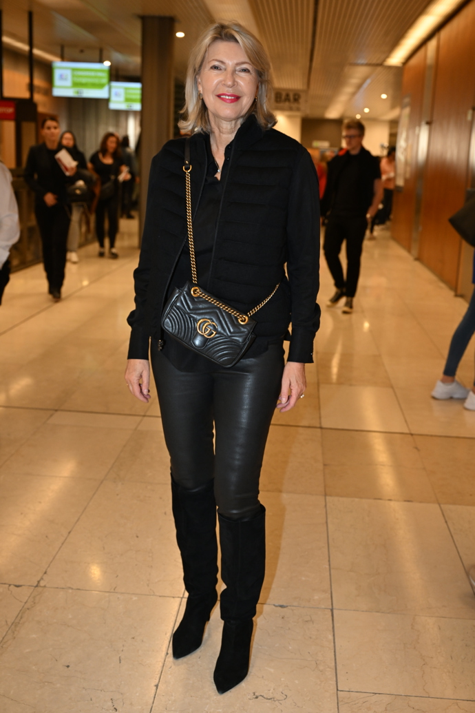 FOTO: Heleně Harabinové to velmi sluší. – stránka 8