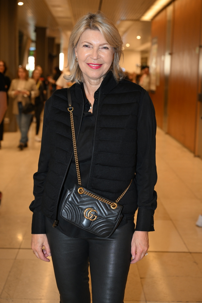 FOTO: Helena Harabinová vypadá úchvatně. – stránka 9