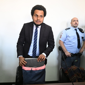 Dominik Feri zůstává ve vězení.