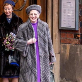 Styl královny Markéty II. se v mnohém shoduje s tím Alžbětiným. Vidíte tu podobu?