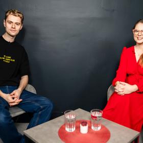 Módní návrhář Jan Černý byl hostem talkshow LifeeTalk.