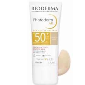 Hydratující velmi světlý tónovaný krém s velmi vysokou ochranou proti UV záření. Reguluje zaruduntí, sjednocuje a zklidňuje. (Photoderm AR, Bioderma,  599 Kč)