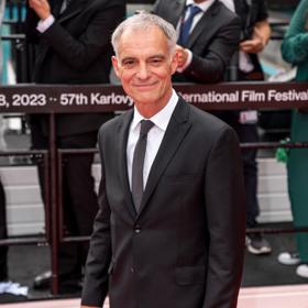 Ivan Trojan už je z Motola doma.