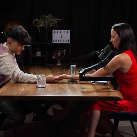 Jan Bendig Agátě předpověděl dalšího potomka. 