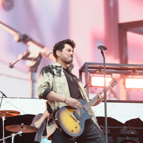 Vystoupení kapely Mirai.