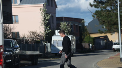 FOTO: Miroslav Dopita na cestě do svého auta.