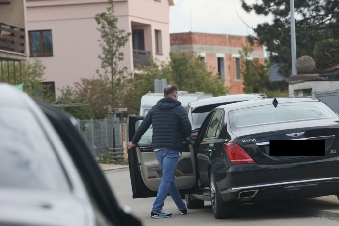 FOTO: Jaromír Soukup odjel bez dcery. – stránka 650