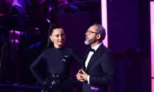 Moderátorem večera je Honza Dědek.